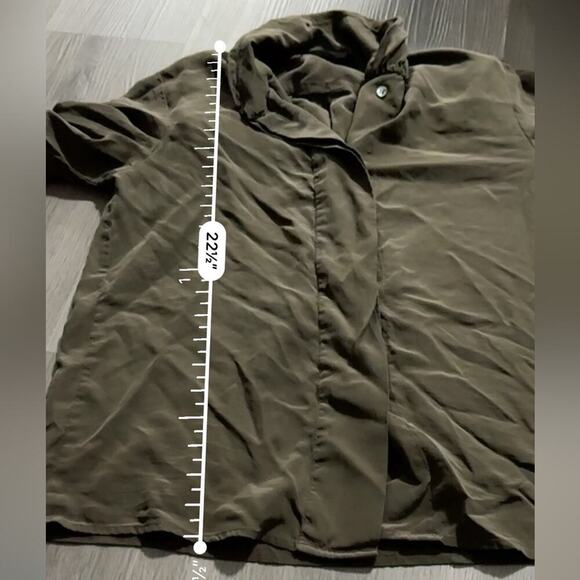 Gitman Bros 100% Silk Olive Green Mock Neck Button Down Shirt Size 4 - Picture 9 of 9